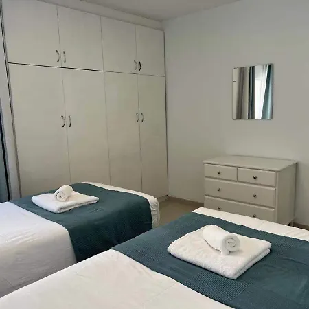 Olivin * פוארטו דל כרמן